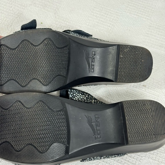 Dansko Sophie Black Gray Shagreen Buckle Slide Clog Sandals 40 US 9.5-10 - Picture 5 of 6